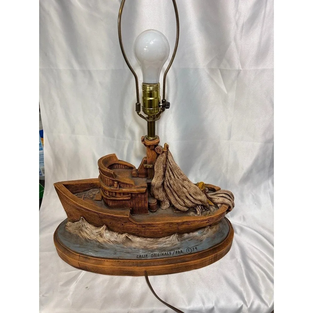 Vintage 1979 California Originals Fishing Boat Table Lamp Nautical Trawler Works